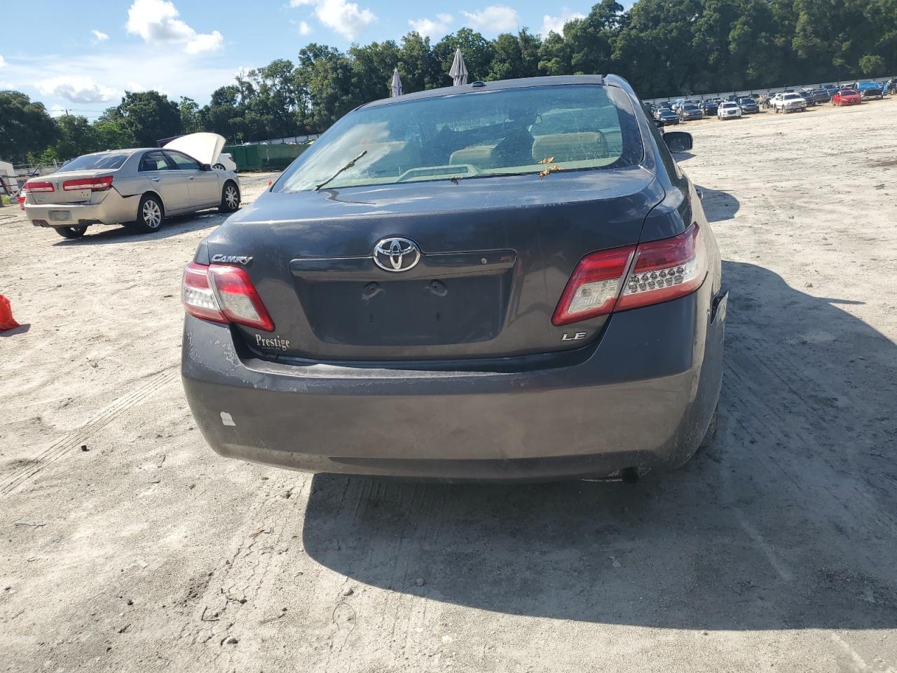 2011 Toyota Camry Base VIN: 4T1BF3EK6BU621012 Lot: 65564464