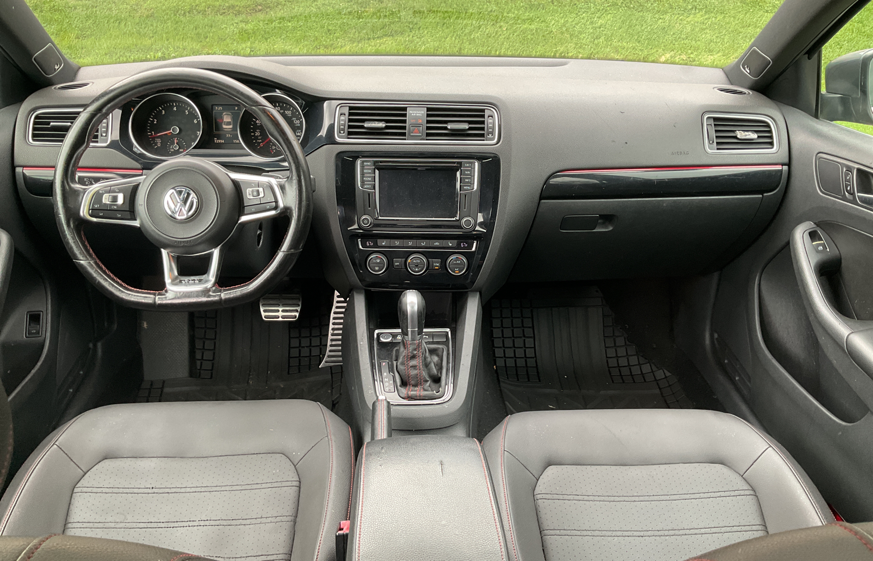 2017 Volkswagen Jetta Gli vin: 3VW4T7AJXHM330288