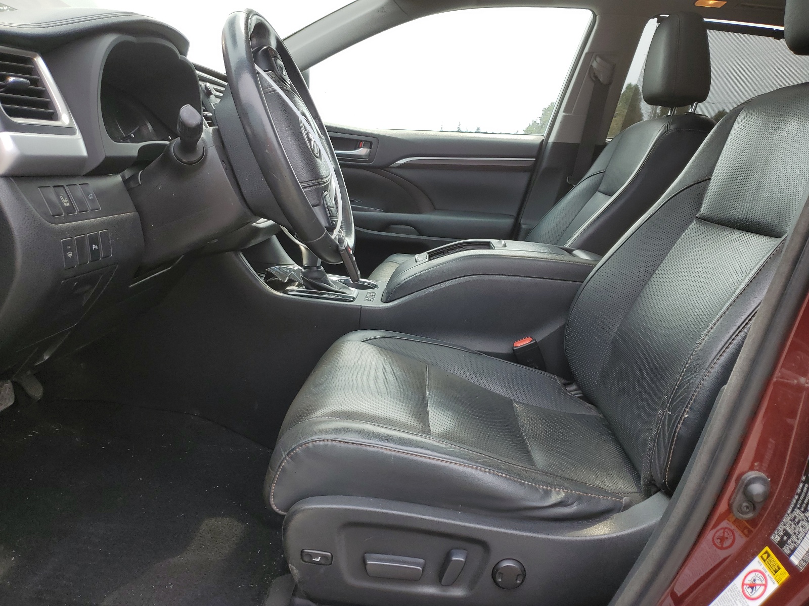 5TDDKRFH6FS098812 2015 Toyota Highlander Limited