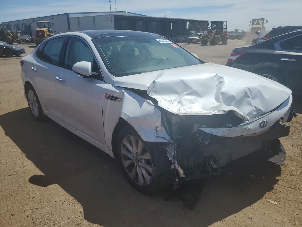 2017 Kia Optima - Image 4