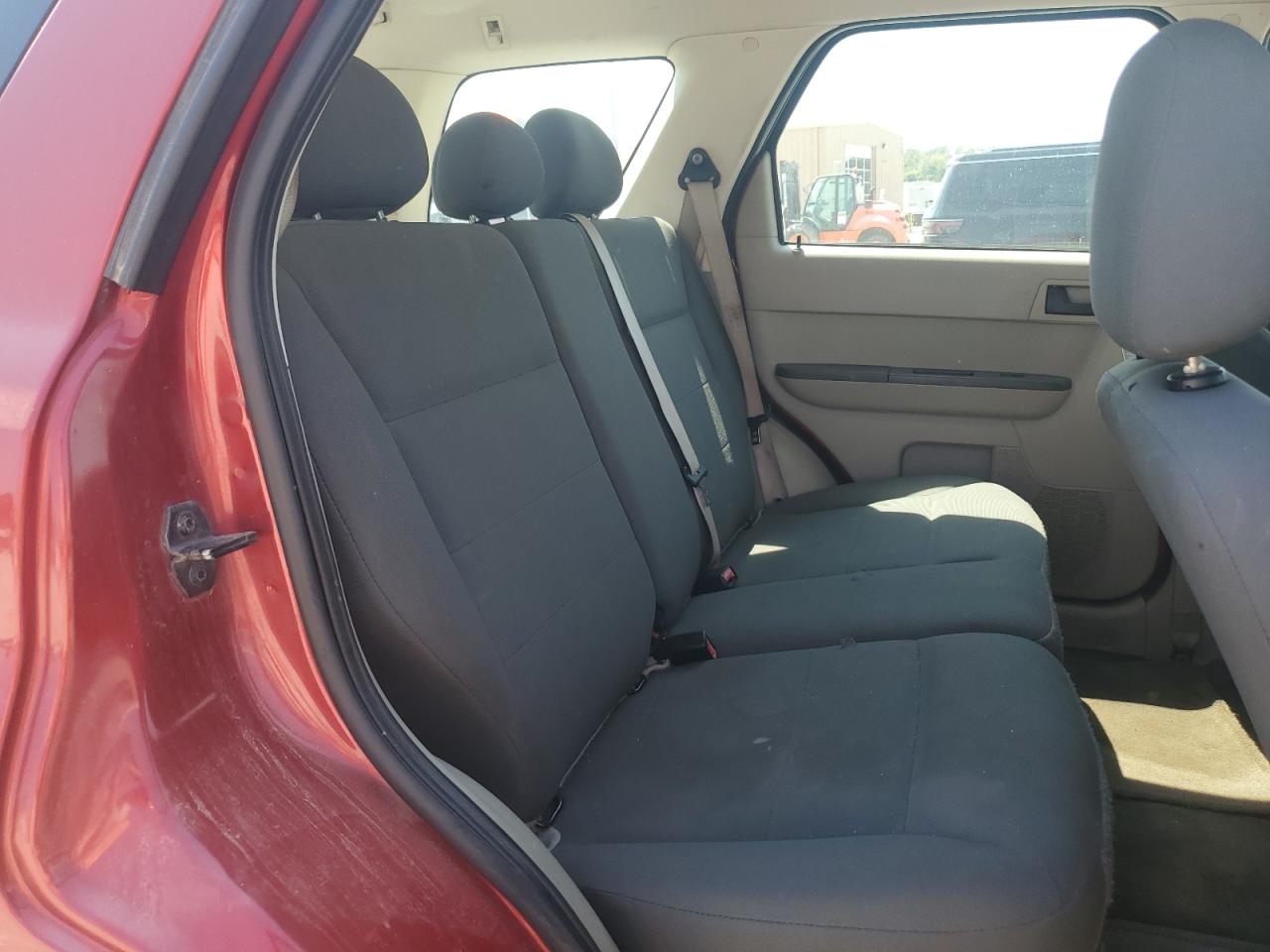 2008 Ford Escape Xls VIN: 1FMCU02Z88KE00901 Lot: 68536034