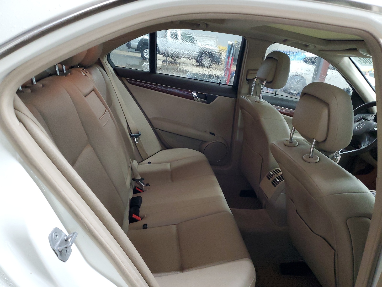 WDDGF8BB4BR151146 2011 Mercedes-Benz C 300 4Matic