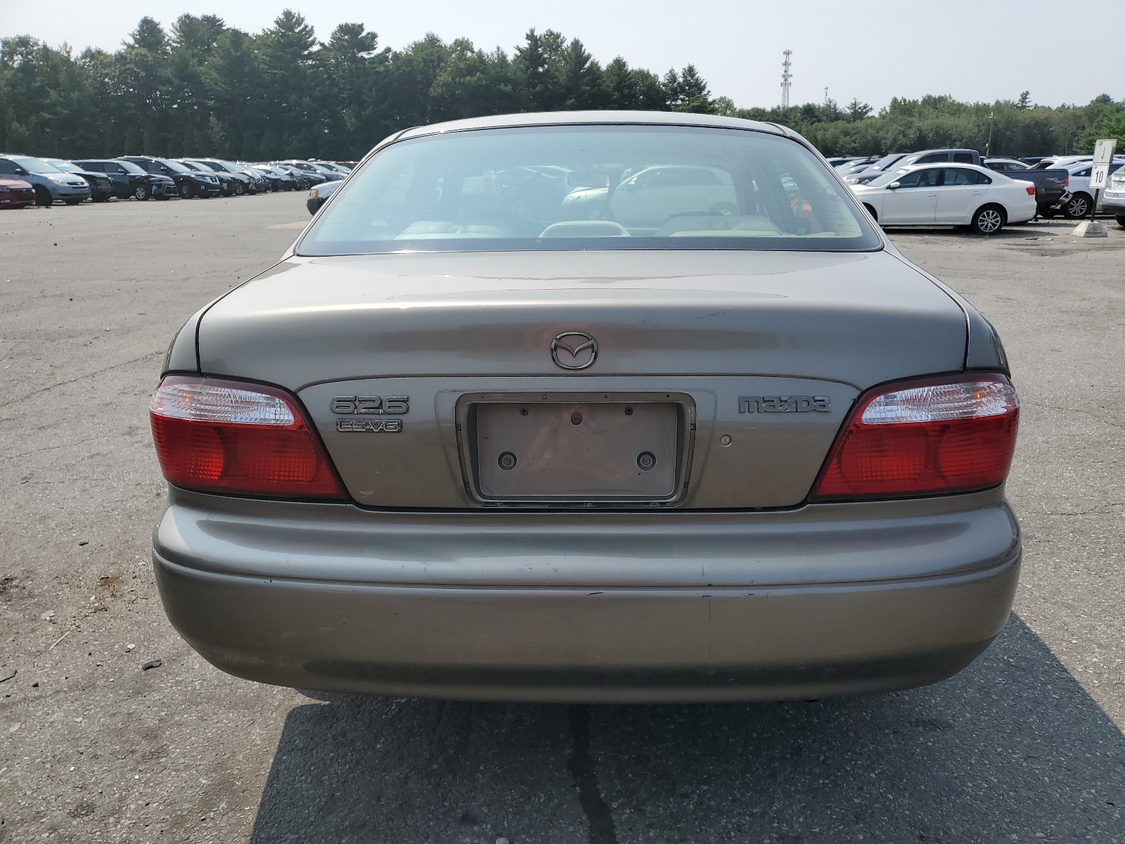 1YVGF22D215248967 2001 Mazda 626 Es