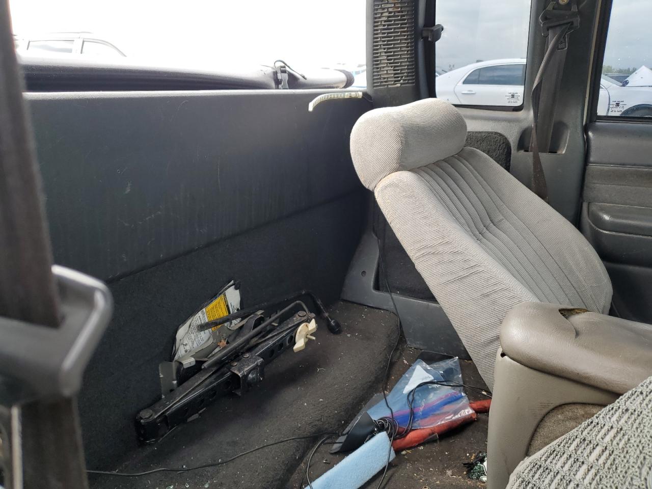 2000 GMC Sonoma VIN: 1GTCS1949Y8183866 Lot: 67364134