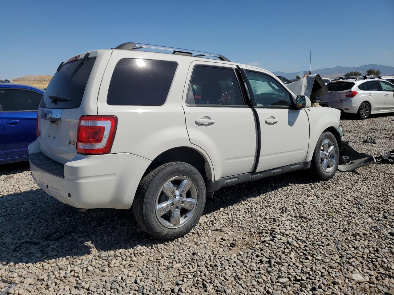 2010 Ford Escape - Image 3