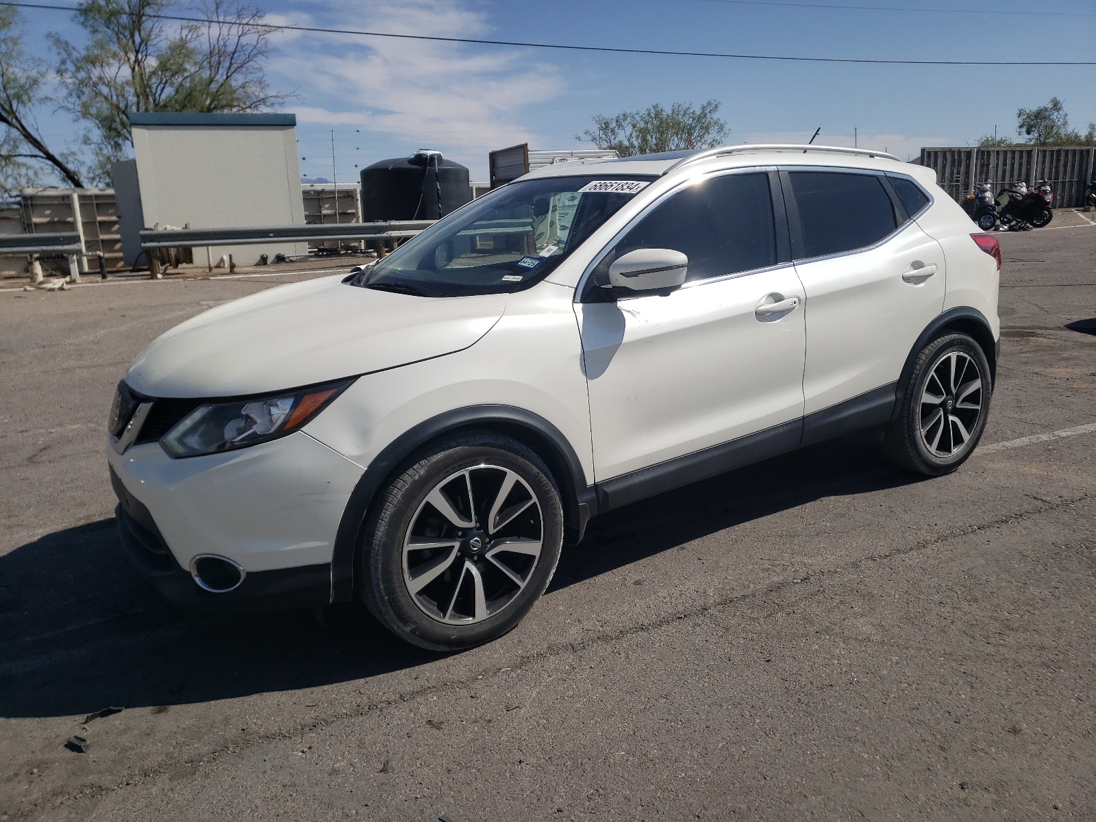 JN1BJ1CR2JW294119 2018 Nissan Rogue Sport S