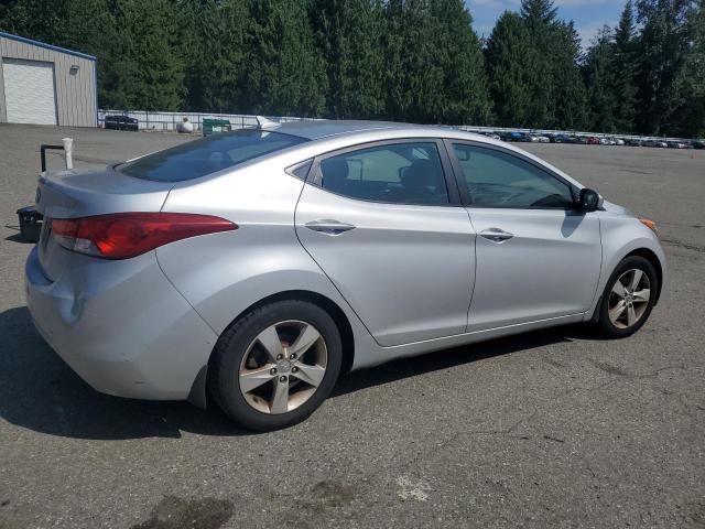  HYUNDAI ELANTRA 2013 Сріблястий