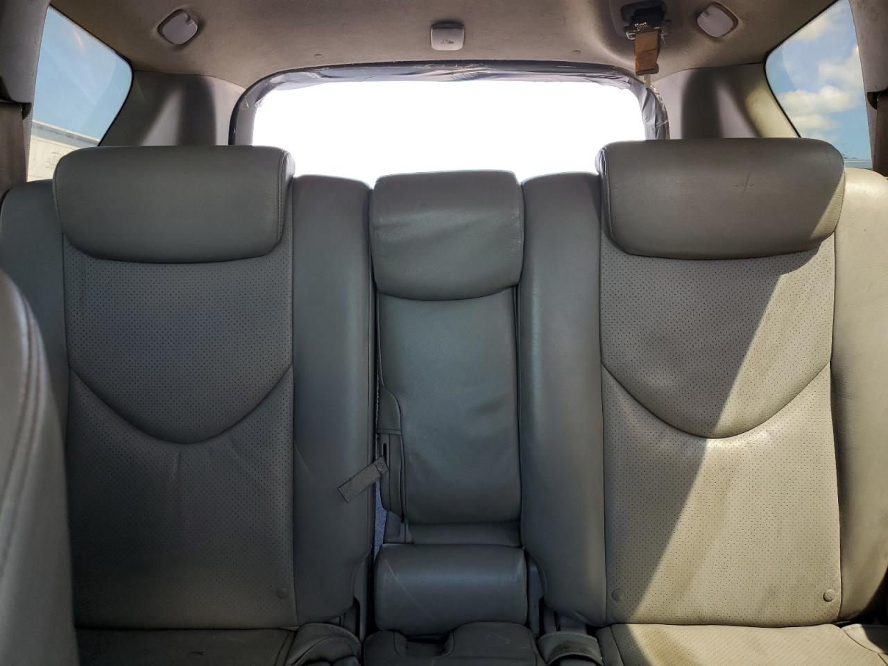 2007 Toyota Rav4 Limited VIN: JTMBD31V175117558 Lot: 66695174