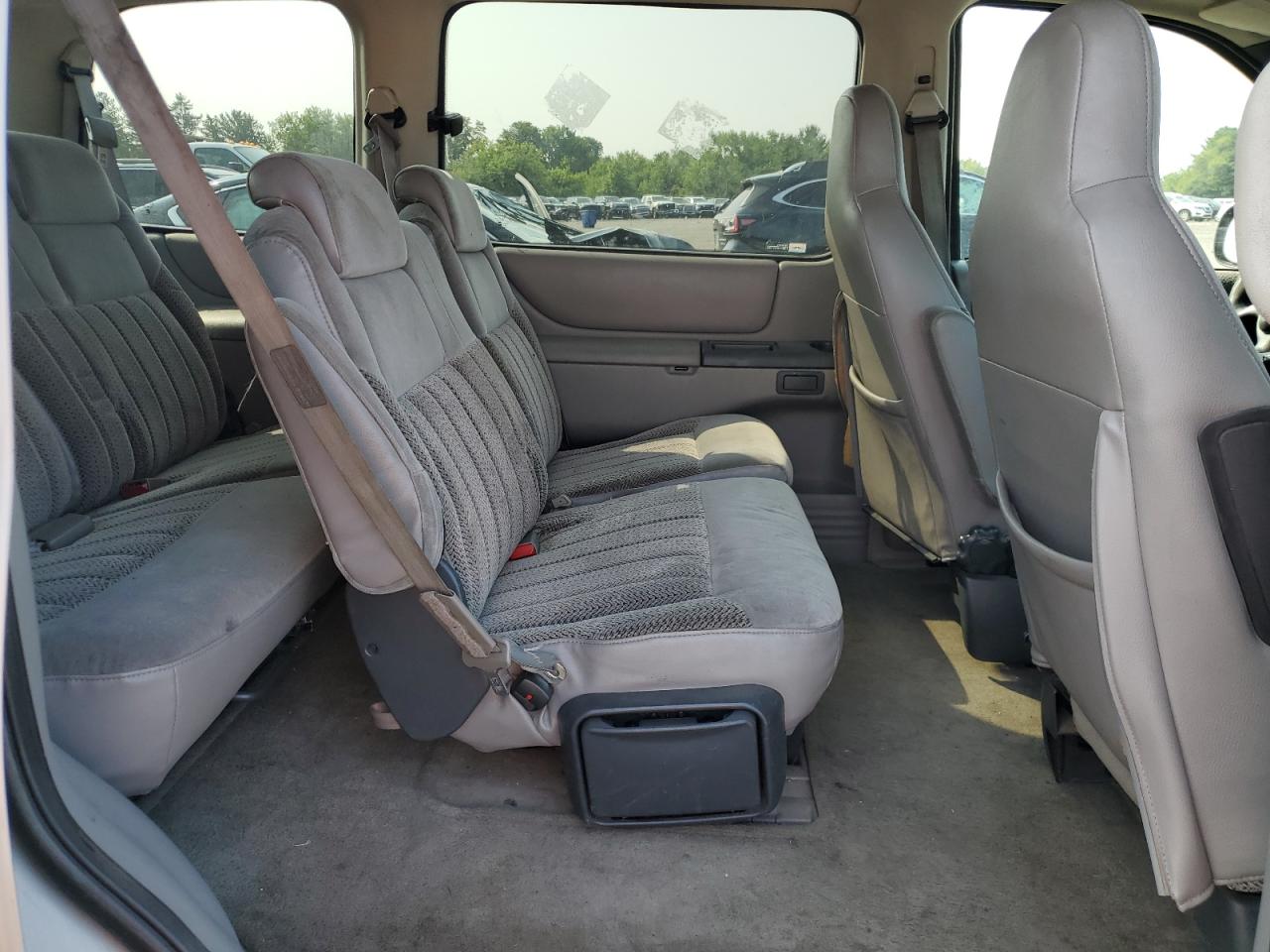 1999 Chevrolet Venture VIN: 1GNDU06EXXD281386 Lot: 67563804