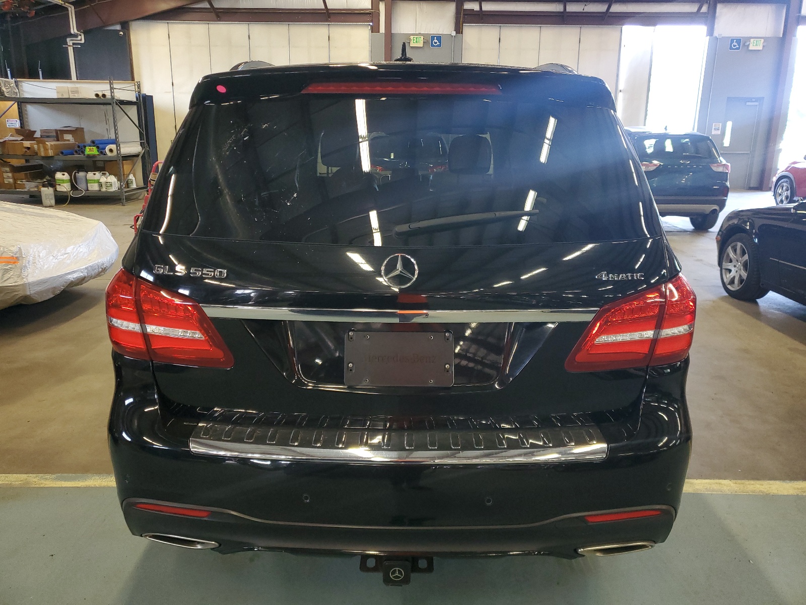 4JGDF7DEXJB082707 2018 Mercedes-Benz Gls 550 4Matic