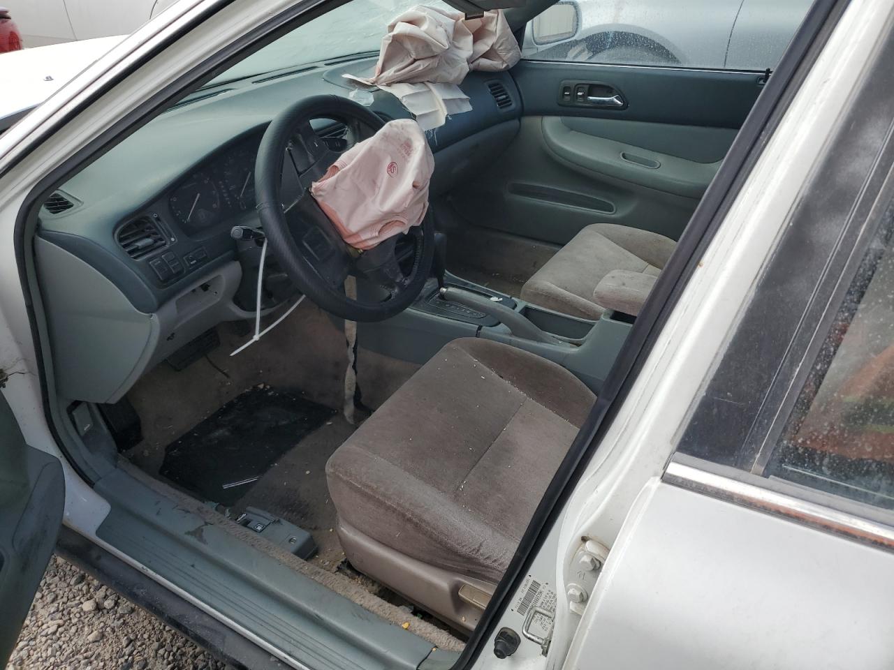 1995 Honda Accord Ex VIN: 1HGCE6666SA005991 Lot: 58577874