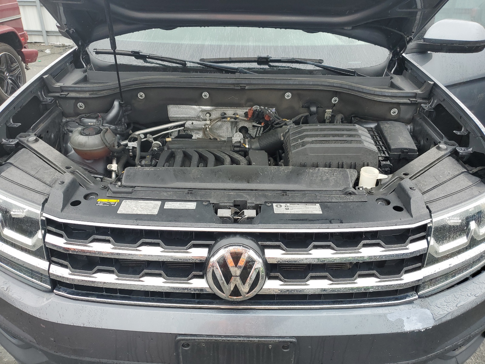 1V2WR2CA8KC579318 2019 Volkswagen Atlas Se