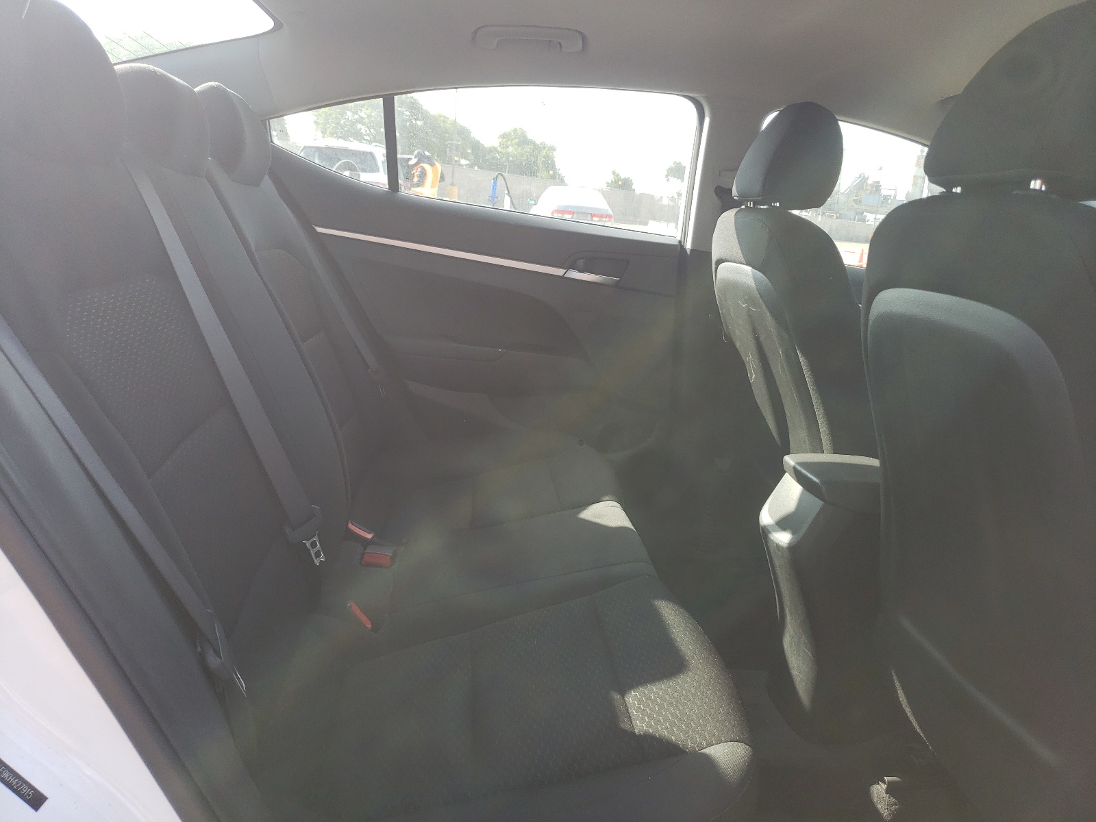 5NPD74LF9KH427915 2019 Hyundai Elantra Se