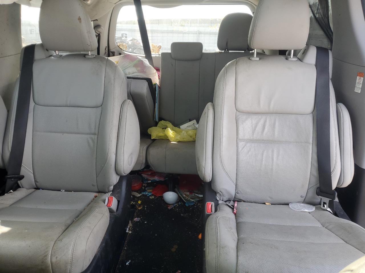 2016 Toyota Sienna Xle VIN: 5TDYK3DC1GS695244 Lot: 66297214