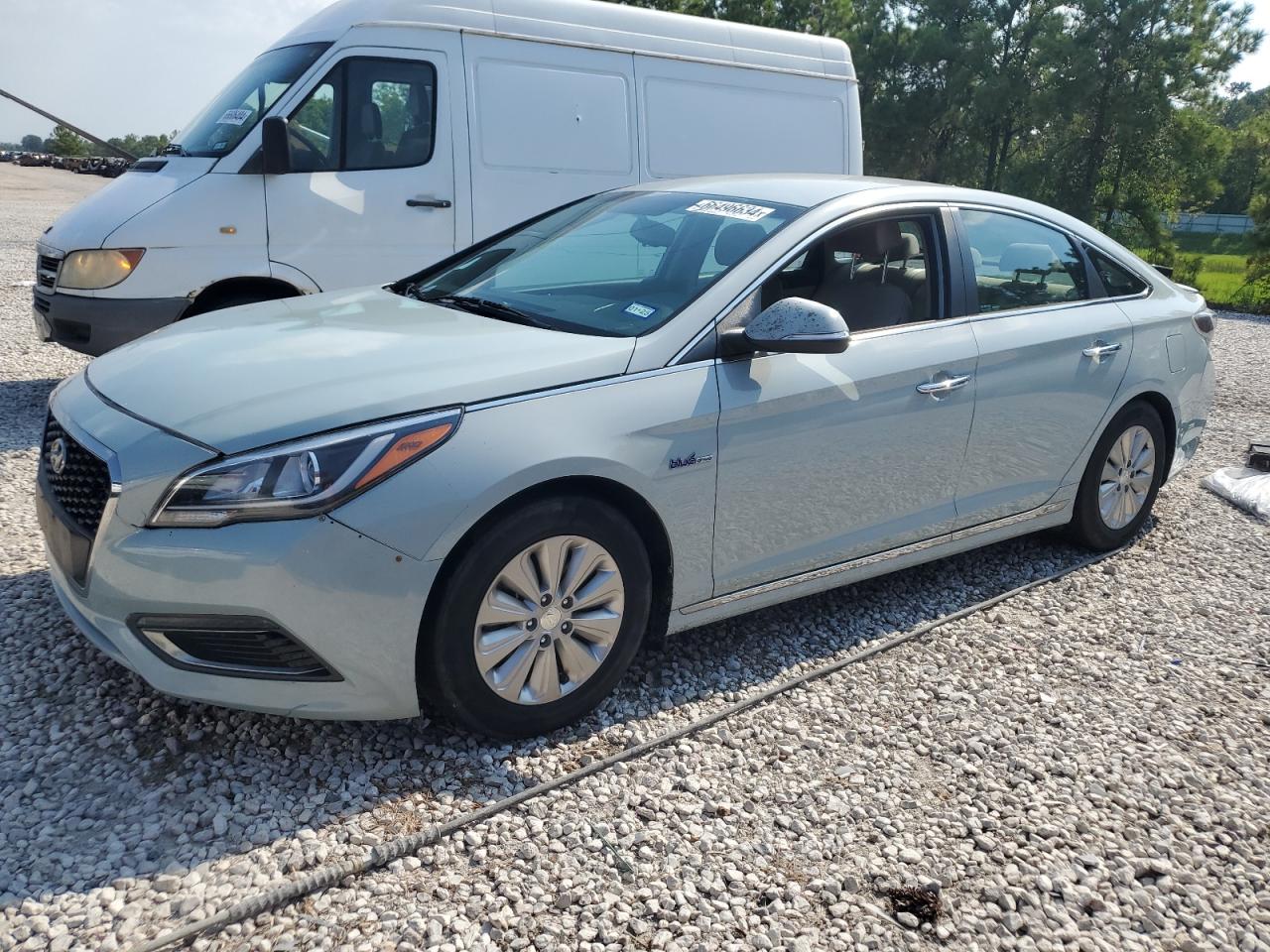 KMHE24L18GA013798 2016 HYUNDAI SONATA - Image 1