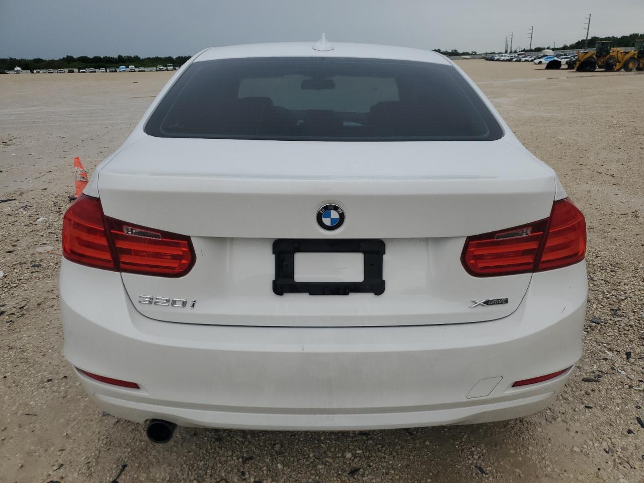 2014 BMW 320 I xDrive VIN: WBA3C3G56ENS70817 Lot: 68331054