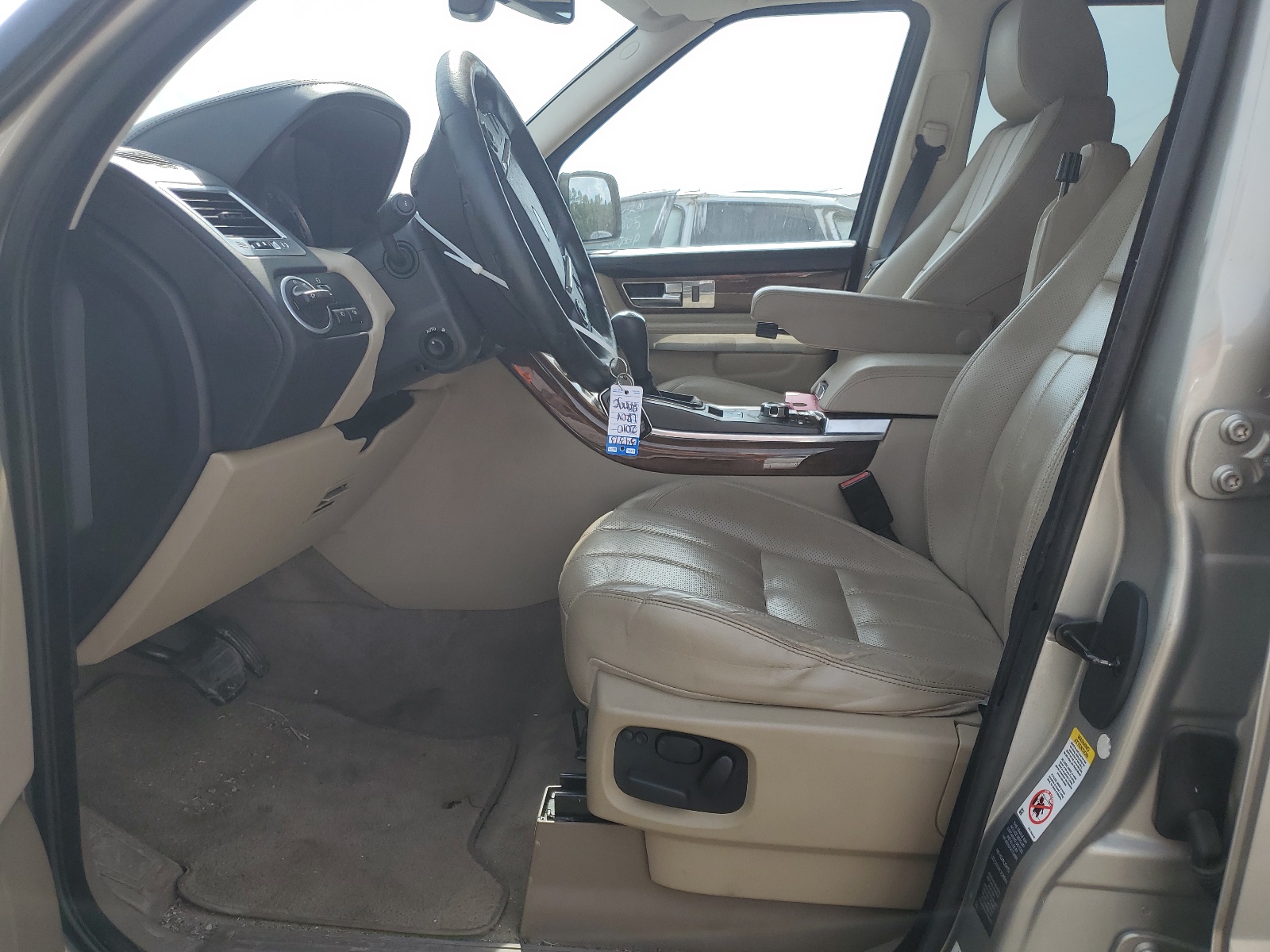 SALSK2D4XAA228992 2010 Land Rover Range Rover Sport Lux