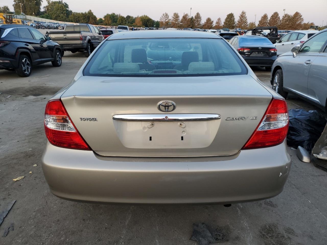 2004 Toyota Camry Le VIN: 4T1BE32K54U882741 Lot: 69169904