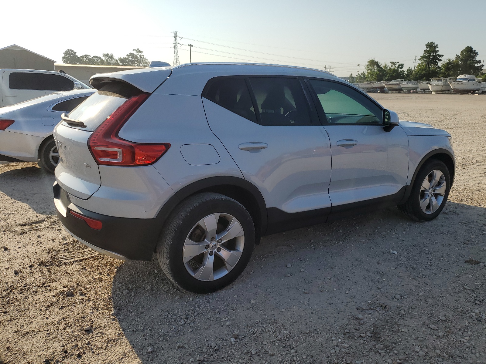 YV4AC2HK7L2176529 2020 Volvo Xc40 T4 Momentum