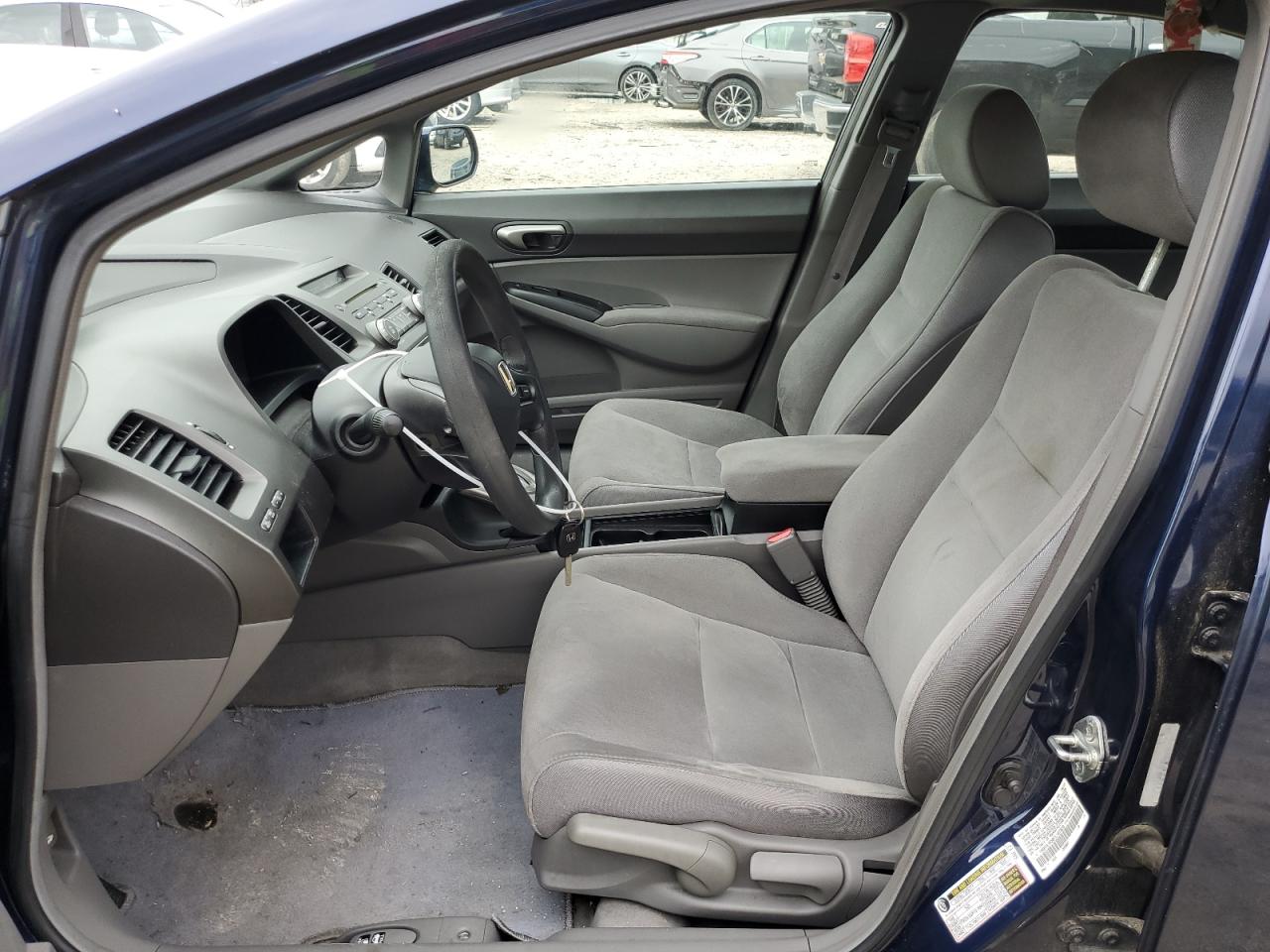 2007 Honda Civic Lx VIN: 1HGFA16587L127329 Lot: 66845064