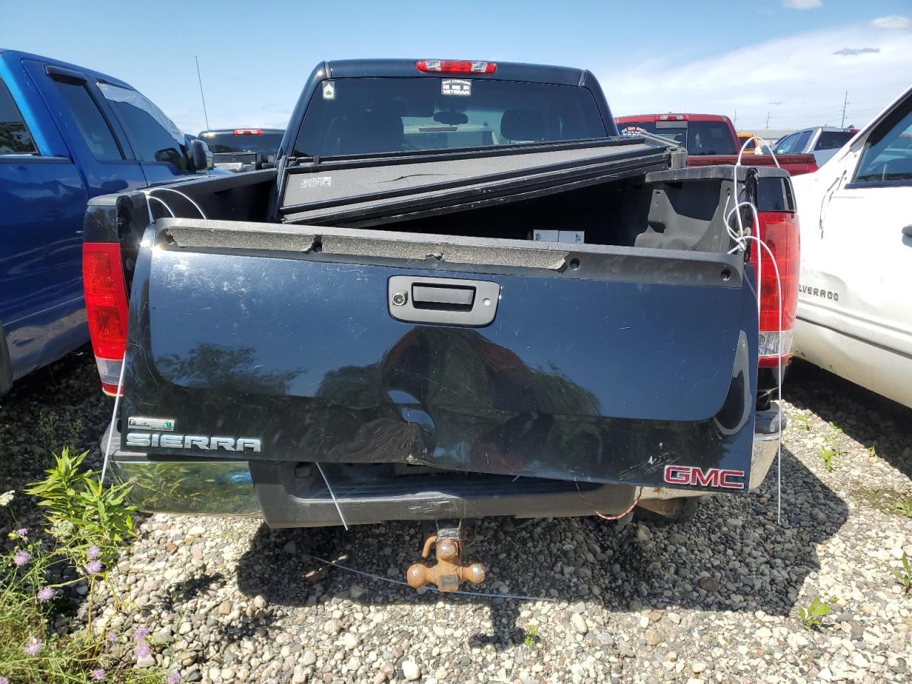 2011 GMC Sierra K1500 Sl VIN: 3GTP2UEA0BG268899 Lot: 57436984