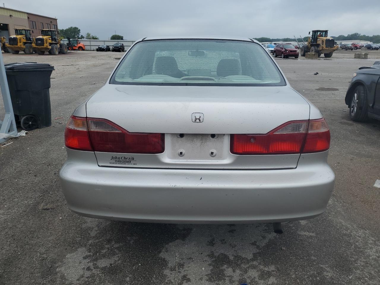 1998 Honda Accord Ex VIN: 1HGCG5650WA068506 Lot: 66983694