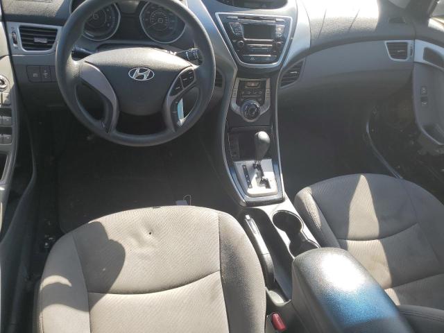 Sedans HYUNDAI ELANTRA 2013 Srebrny