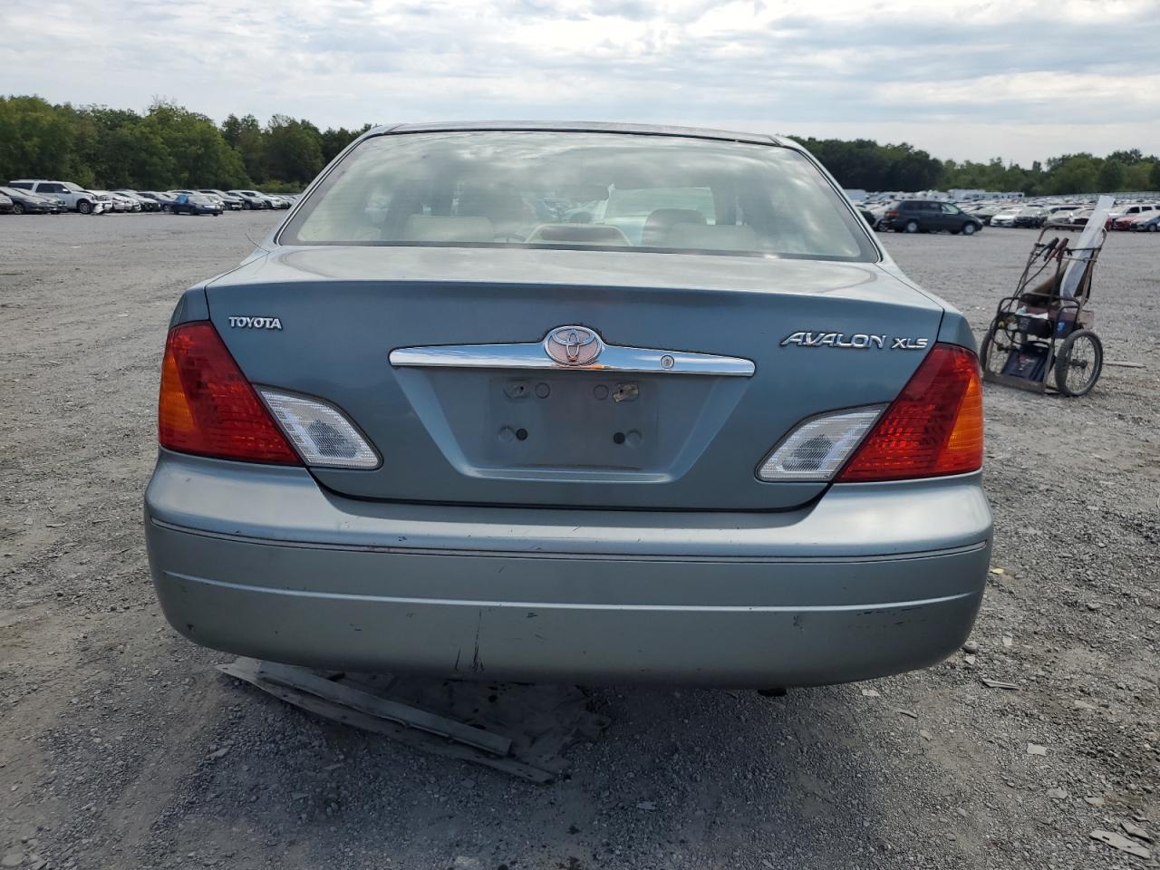 2000 Toyota Avalon Xl VIN: 4T1BF28B7YU054016 Lot: 69147584