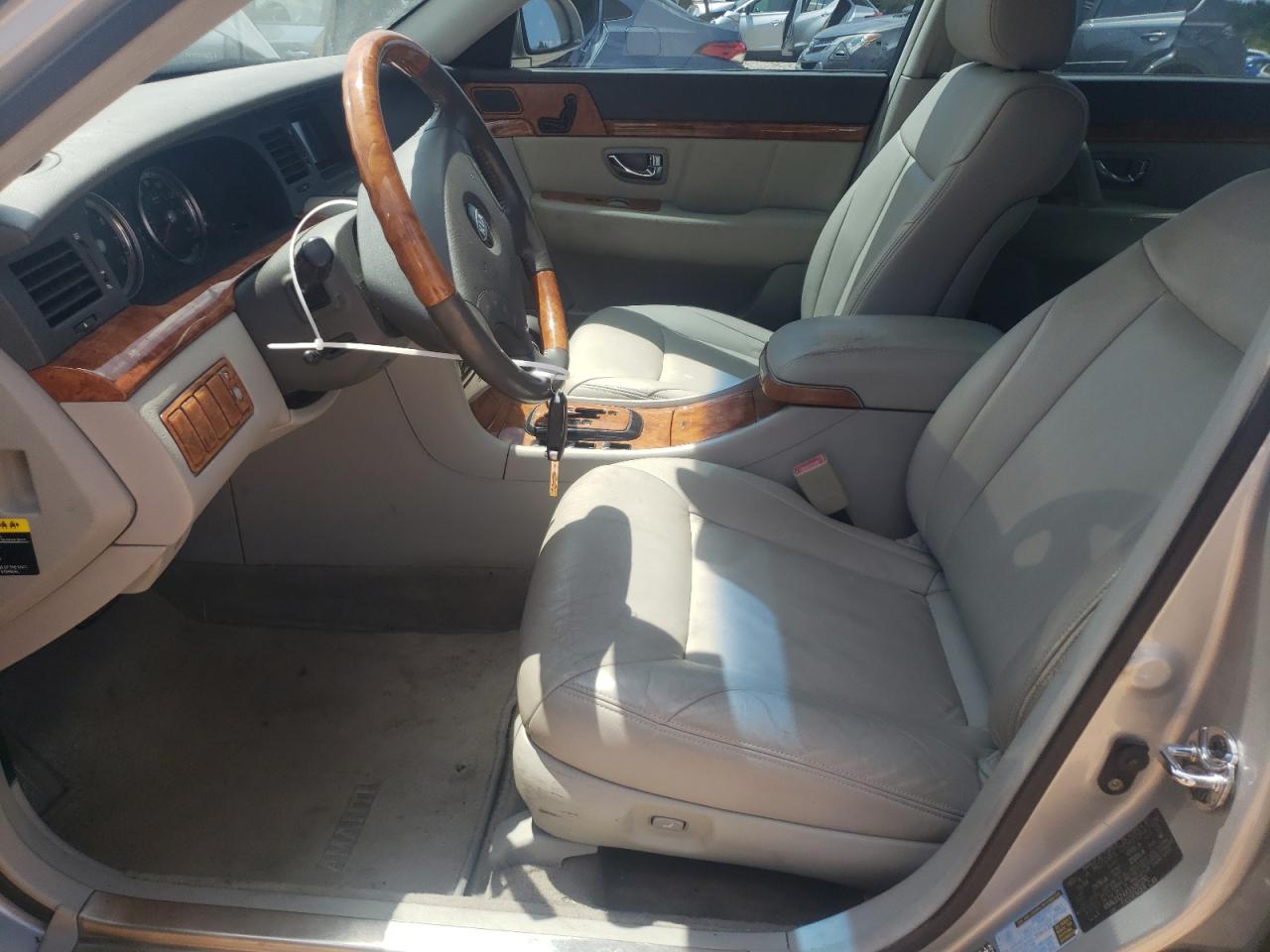 2005 Kia Amanti VIN: KNALD124X55061130 Lot: 68170134