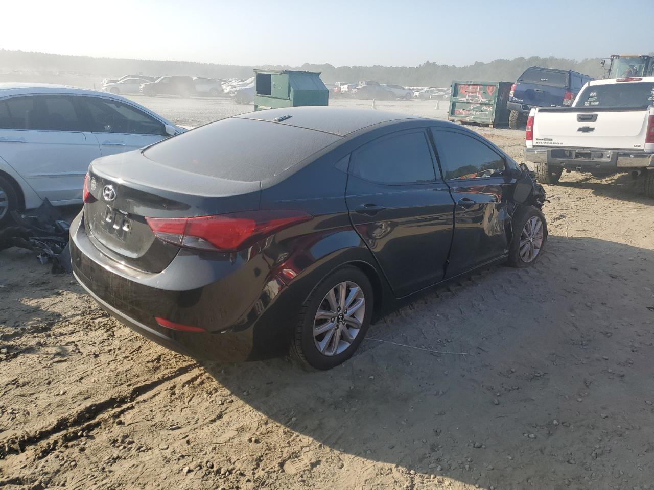 2014 Hyundai Elantra - Image 3