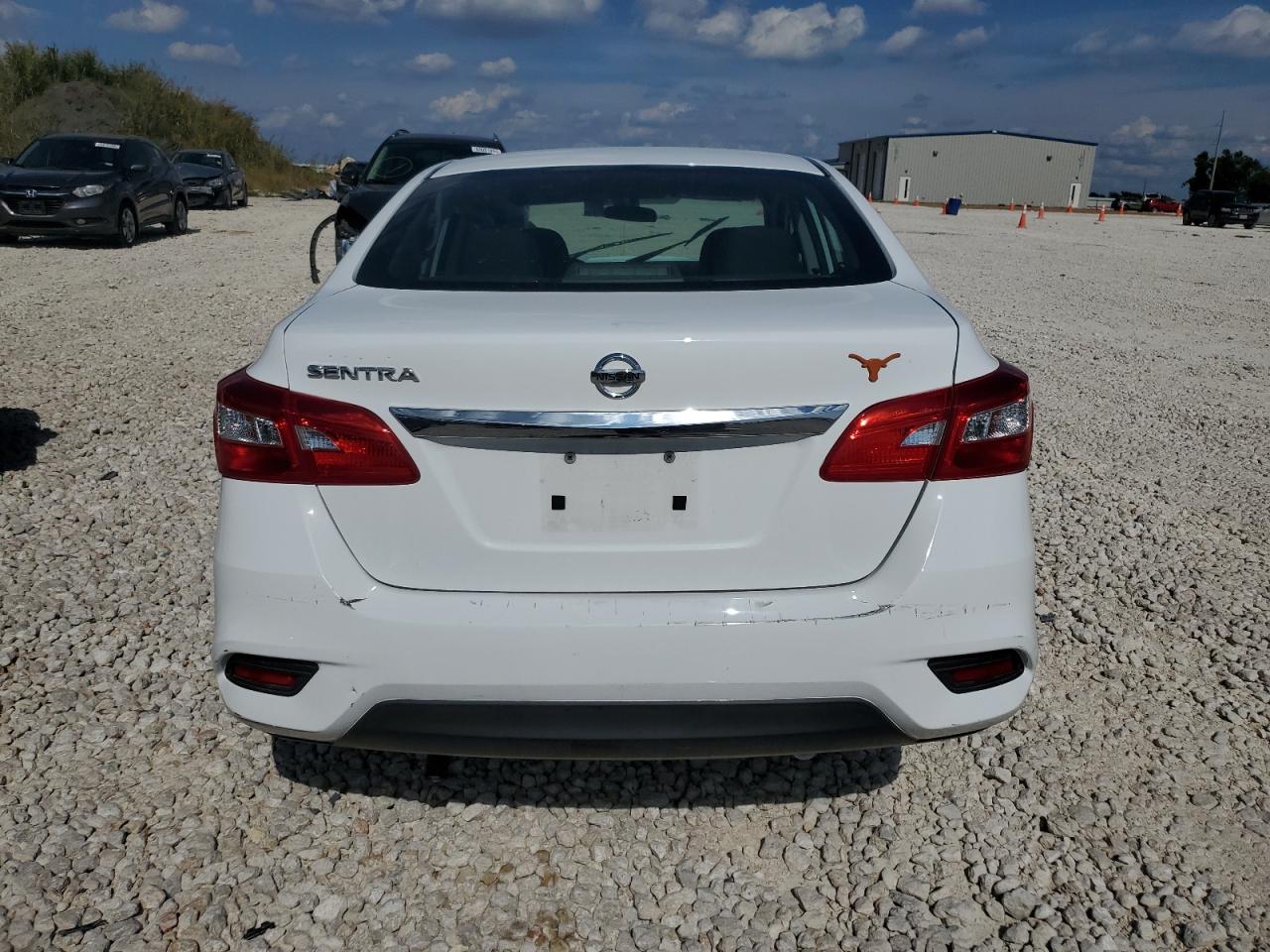 2017 Nissan Sentra S VIN: 3N1AB7AP4HY310806 Lot: 69296374