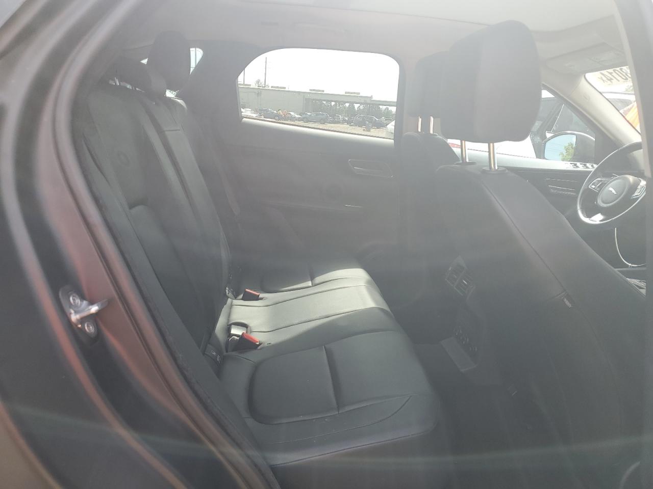 2018 Jaguar F-Pace Premium VIN: SADCJ2FN1JA284599 Lot: 67168014