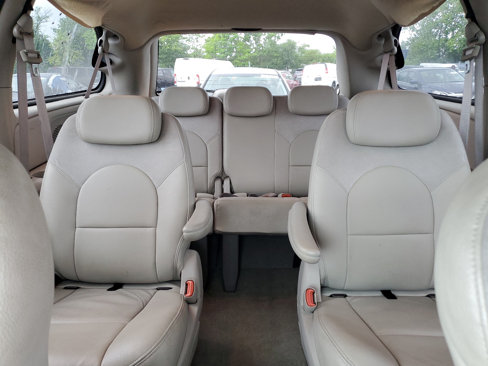 2A8GP64L56R723397 2006 Chrysler Town & Country Limited