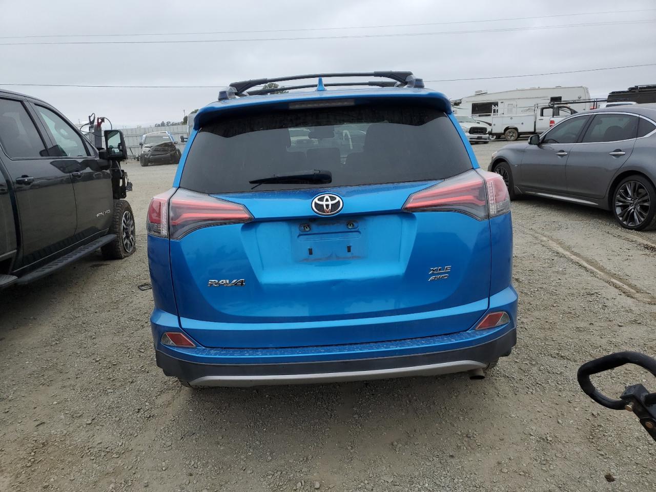 2017 Toyota Rav4 Xle VIN: JTMRFREV3HD199631 Lot: 68859264