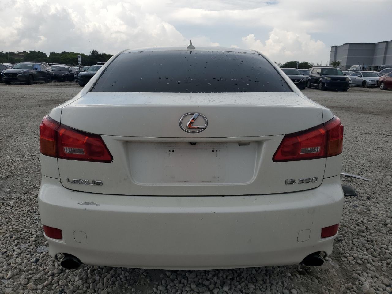 2007 Lexus Is 350 VIN: JTHBE262272007821 Lot: 68033794