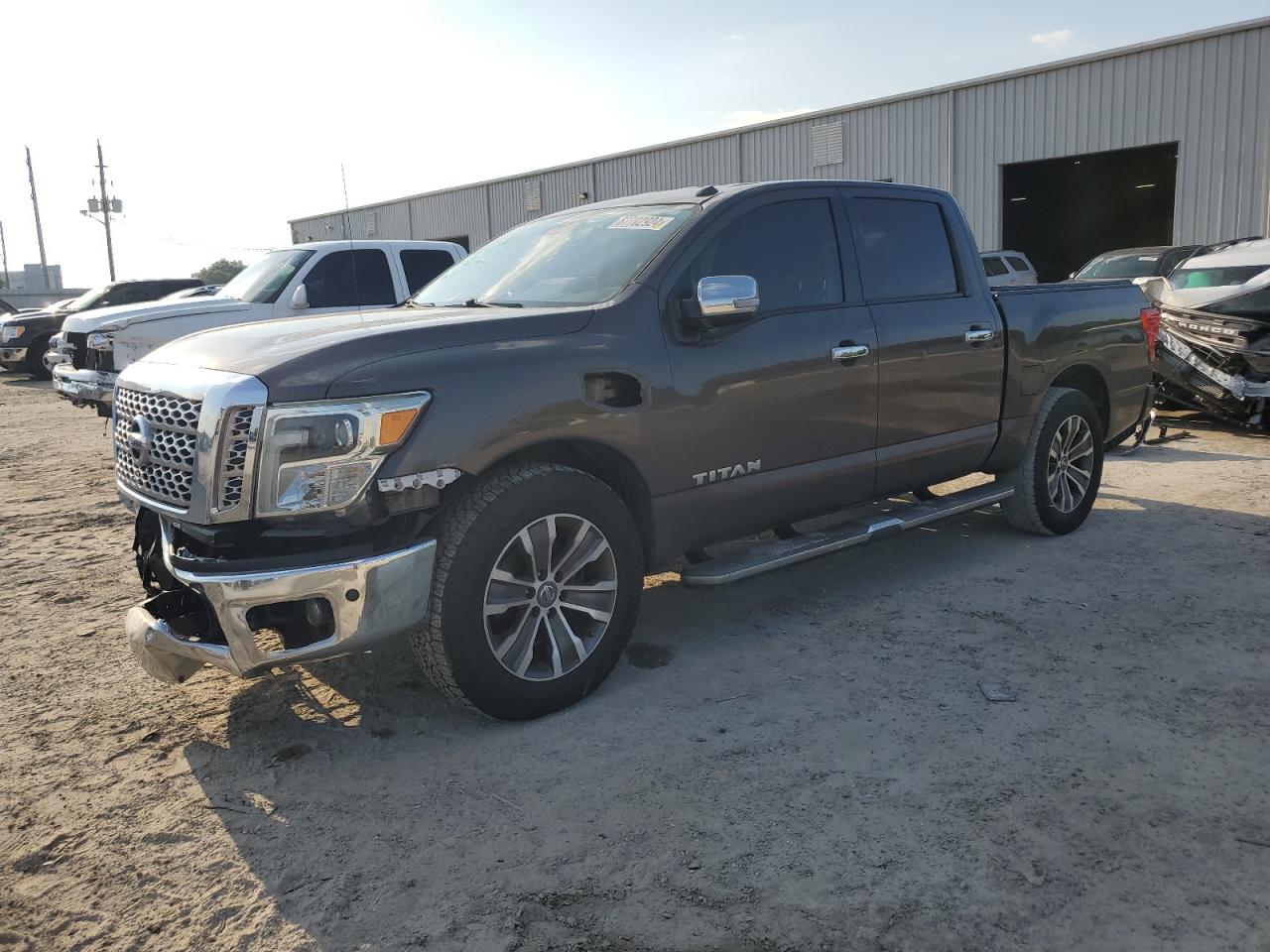 2017 Nissan Titan Sv VIN: 1N6AA1E69HN533898 Lot: 67702924