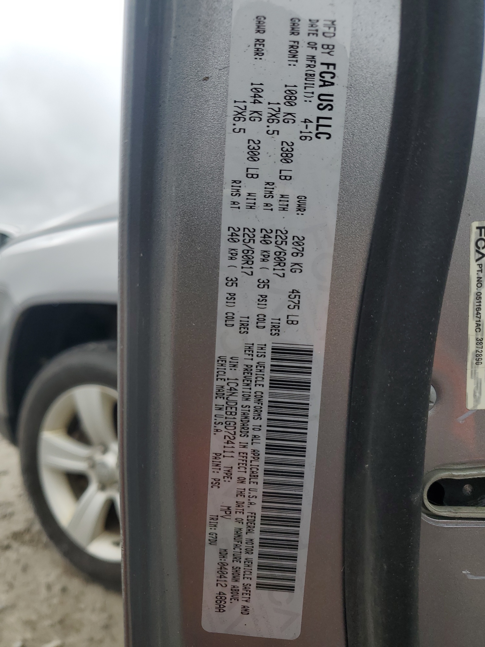 1C4NJDEB1GD724111 2016 Jeep Compass Latitude