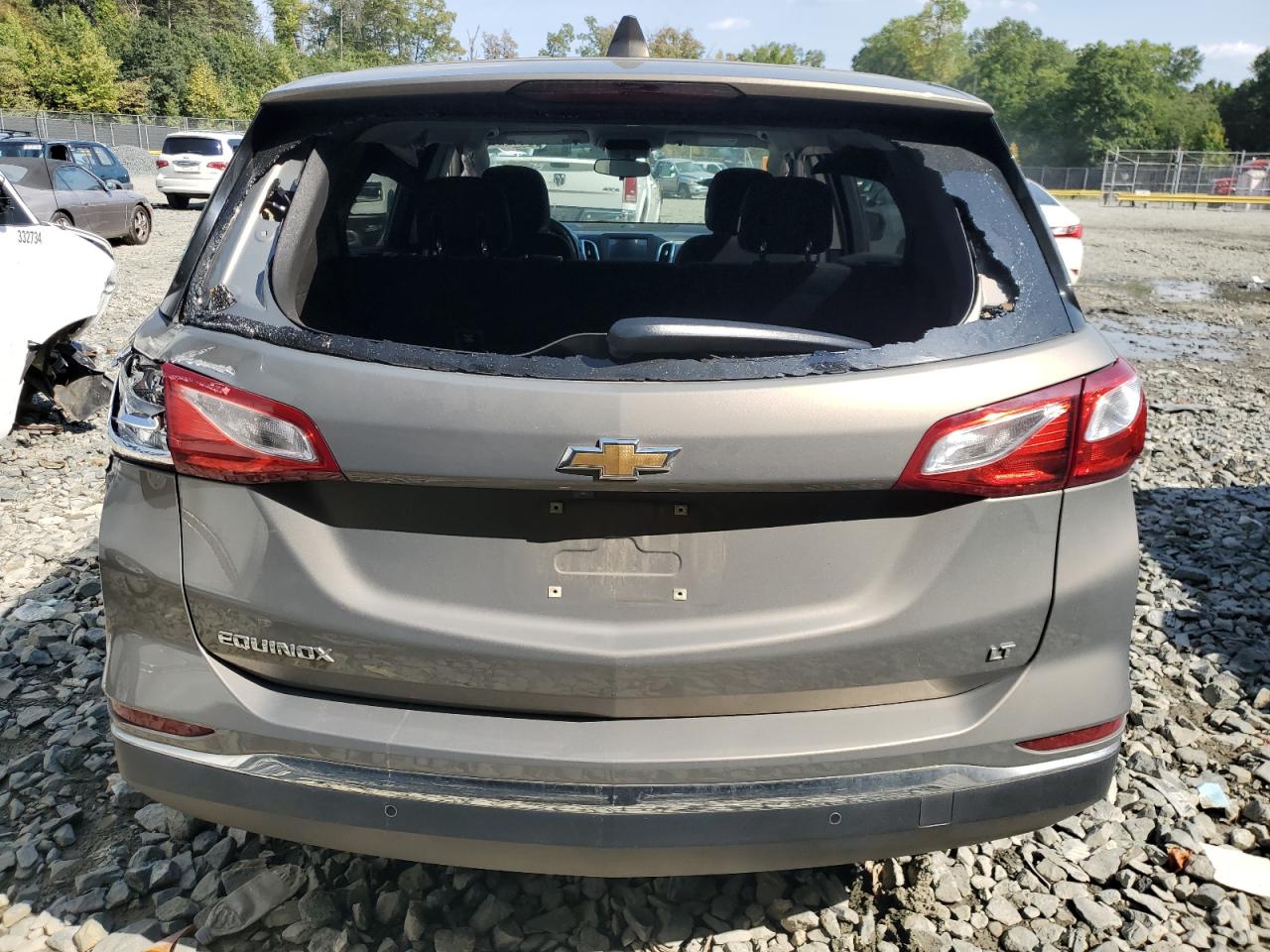 3GNAXJEV8JS590587 2018 Chevrolet Equinox Lt