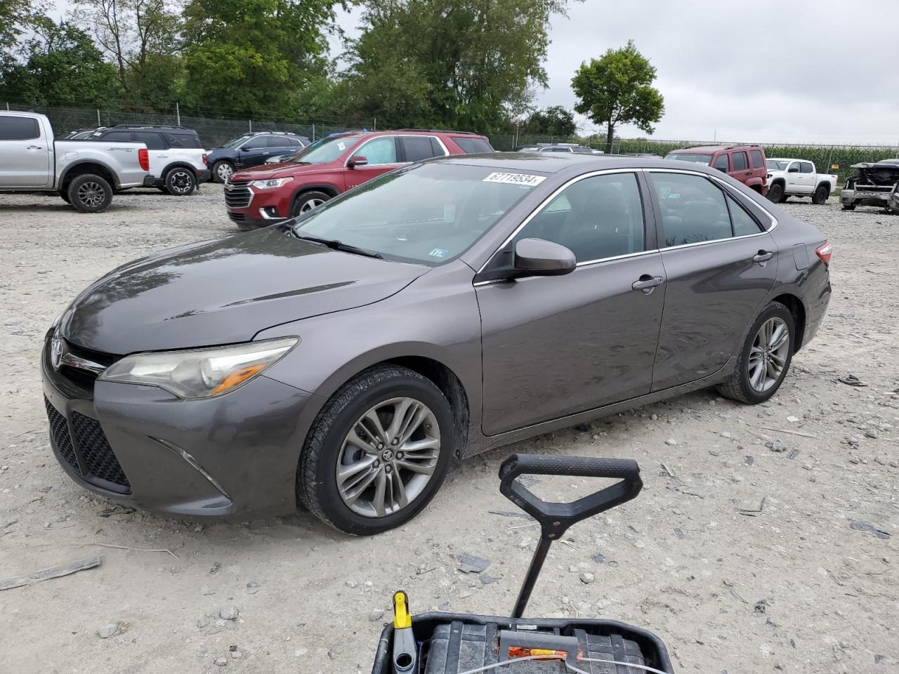 4T1BF1FK2GU223953 2016 TOYOTA CAMRY - Image 1