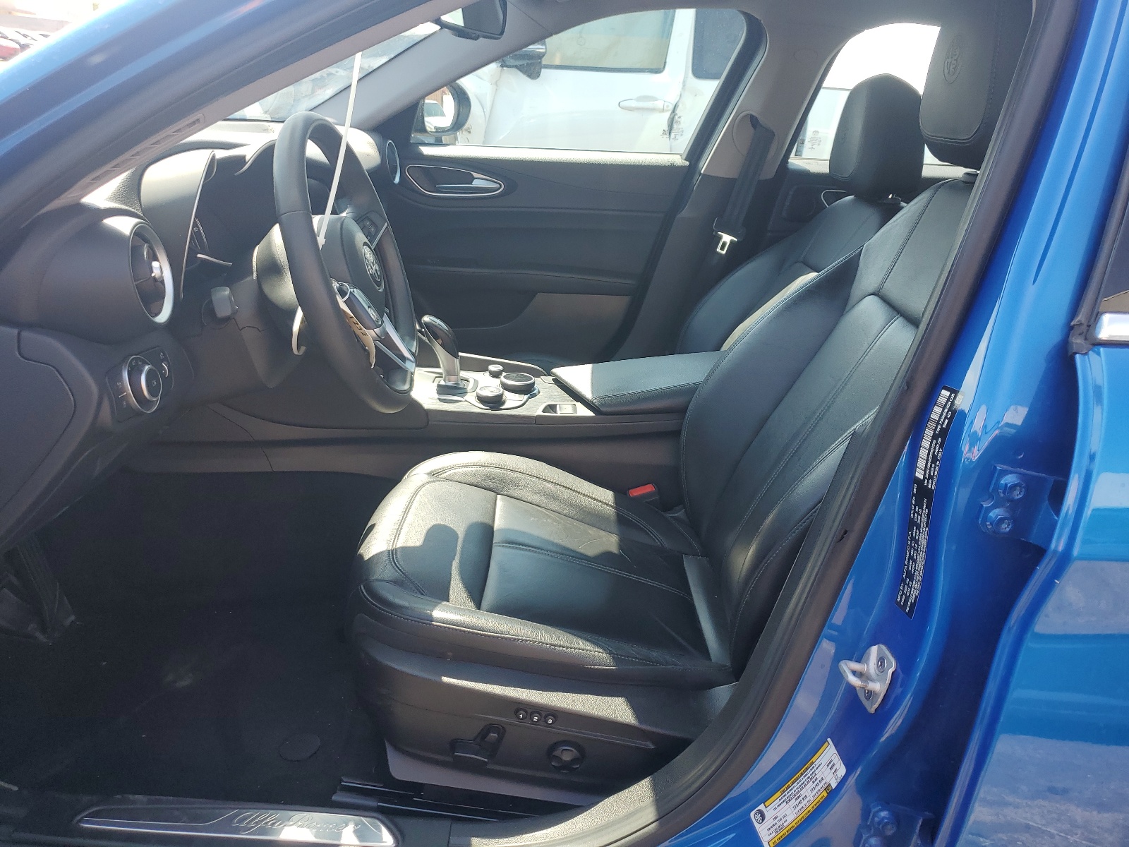 ZARFAMAN2K7621278 2019 Alfa Romeo Giulia