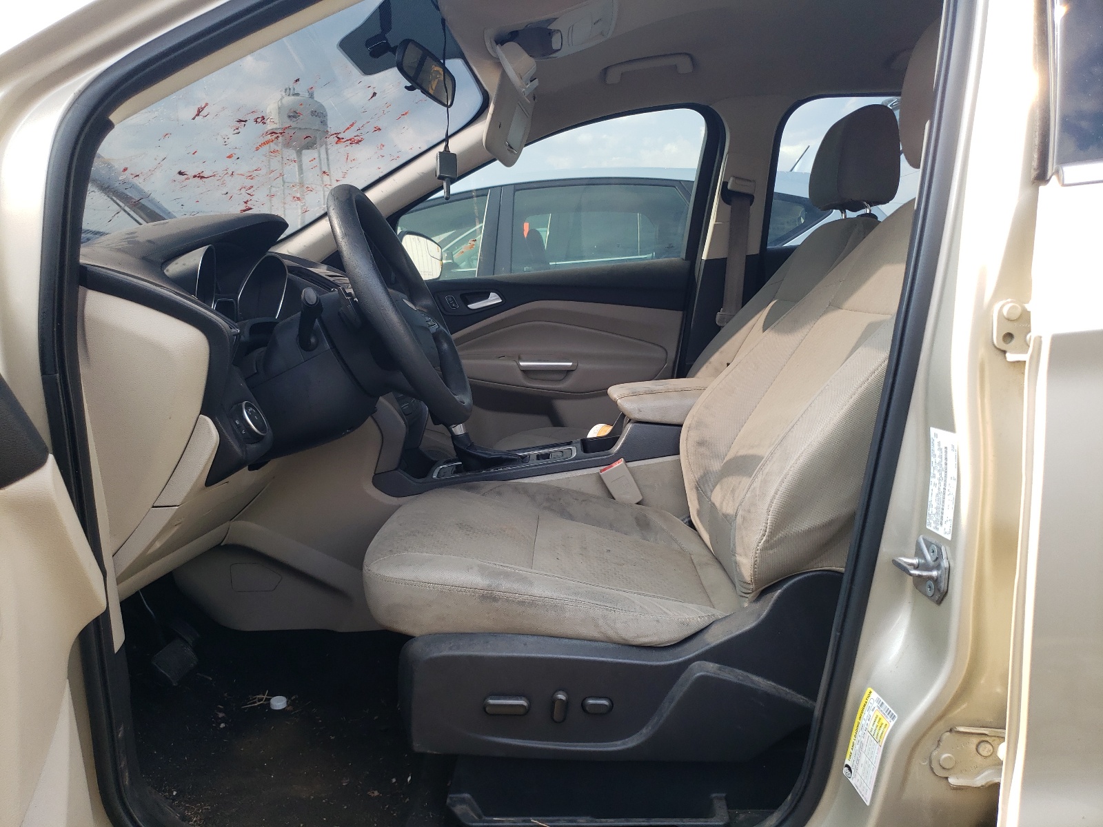 1FMCU9GD8HUD57134 2017 Ford Escape Se