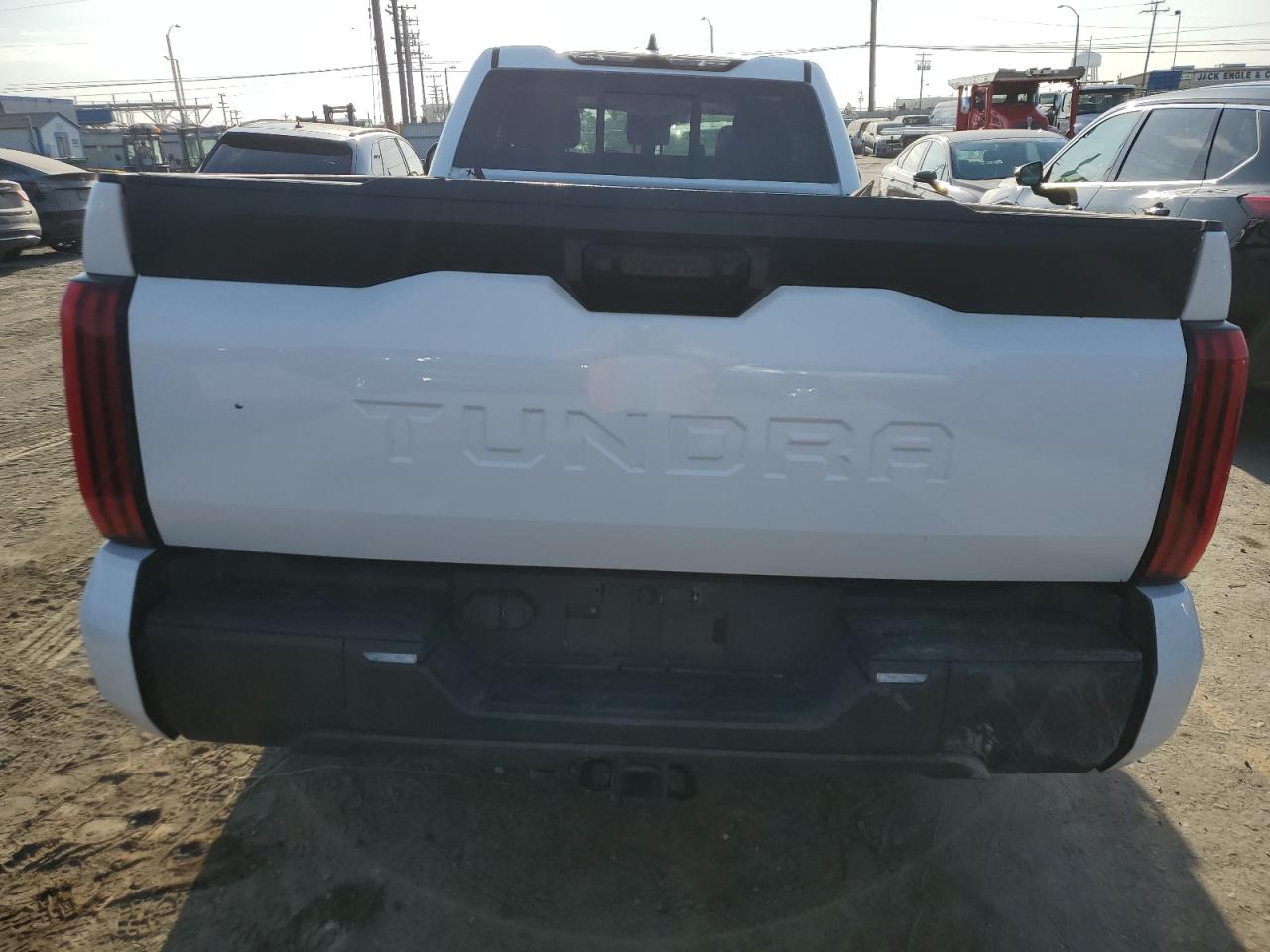 2022 Toyota Tundra Double Cab Sr VIN: 5TFKB5CD8NX001040 Lot: 66369344