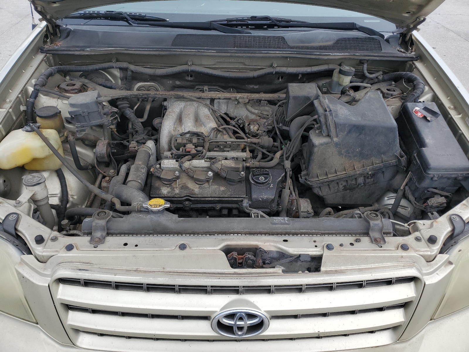 JTEGF21A530092948 2003 Toyota Highlander Limited