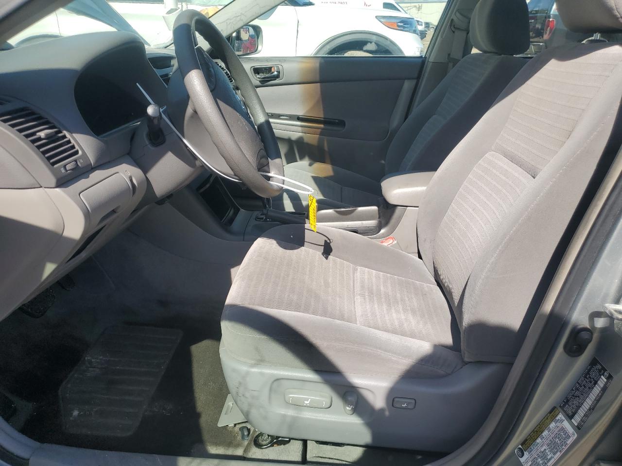 2005 Toyota Camry Le VIN: 4T1BE32KX5U554734 Lot: 65897844