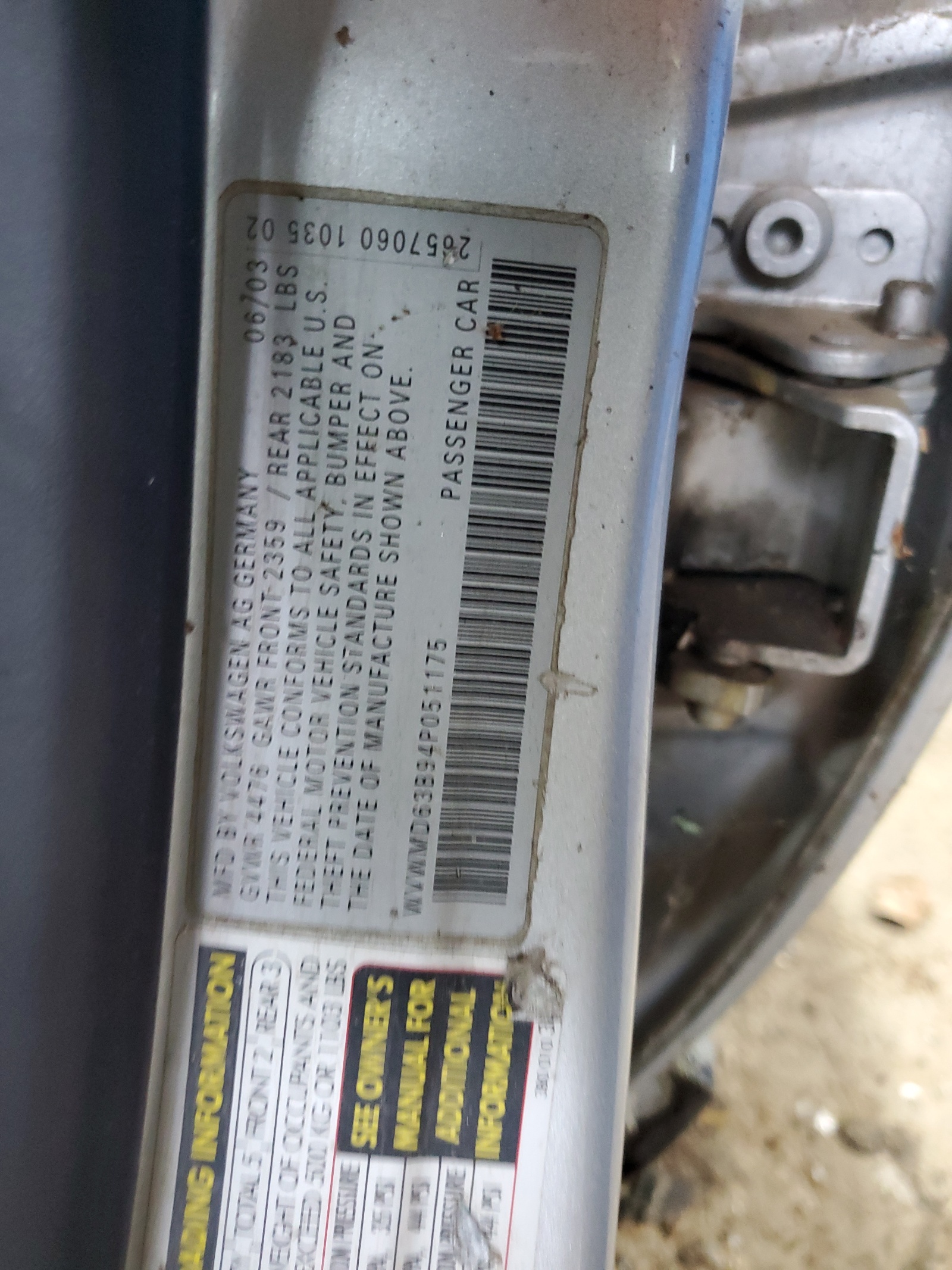 WVWMD63B94P051175 2004 Volkswagen Passat Gl