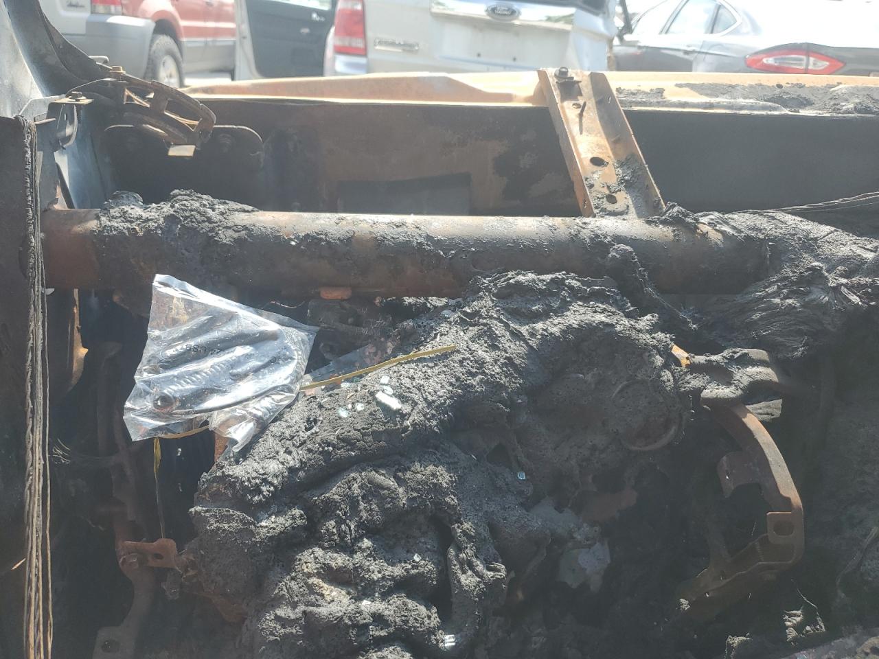 2015 Ram 1500 Laramie VIN: 1C6RR7NM8FS57938V Lot: 65353034