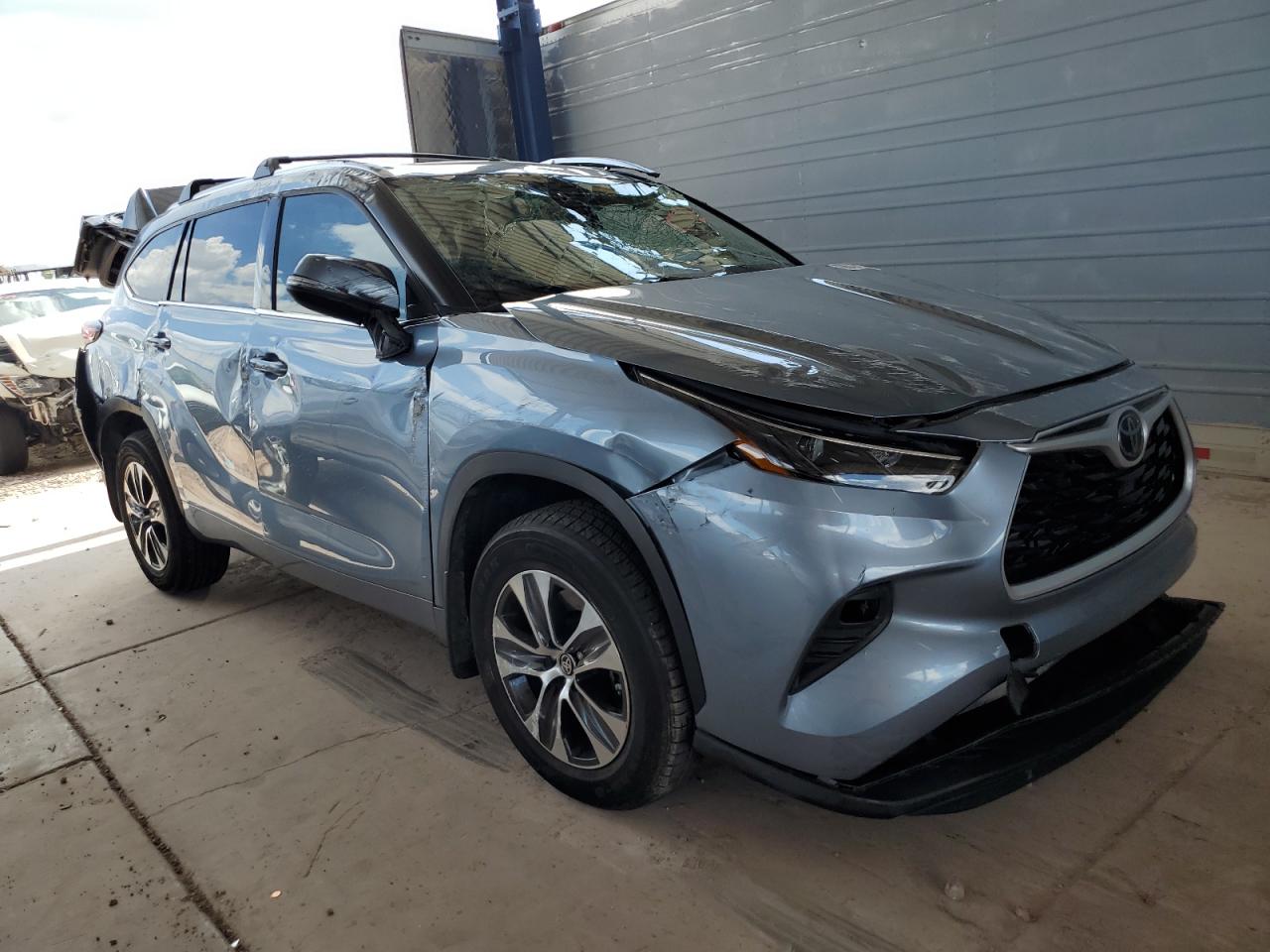 2021 Toyota Highlander Xle VIN: 5TDHZRBH1MS155675 Lot: 68726594