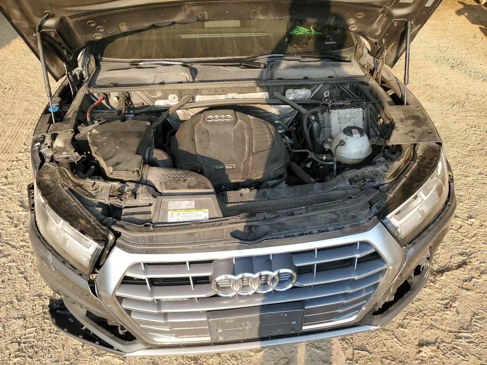 WA1BNAFY3J2100333 2018 Audi Q5 Premium Plus