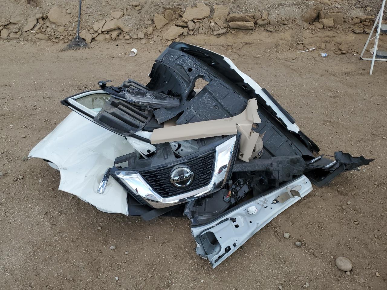 2018 Nissan Rogue S VIN: KNMAT2MT2JP529633 Lot: 65856664