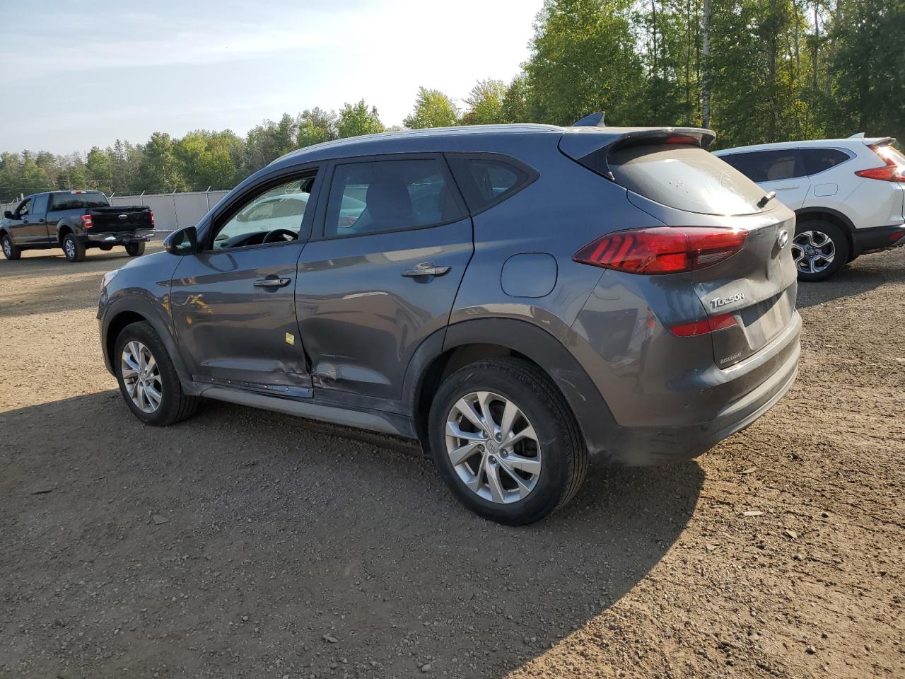 KM8J3CA45KU977480 2019 HYUNDAI TUCSON - Image 2